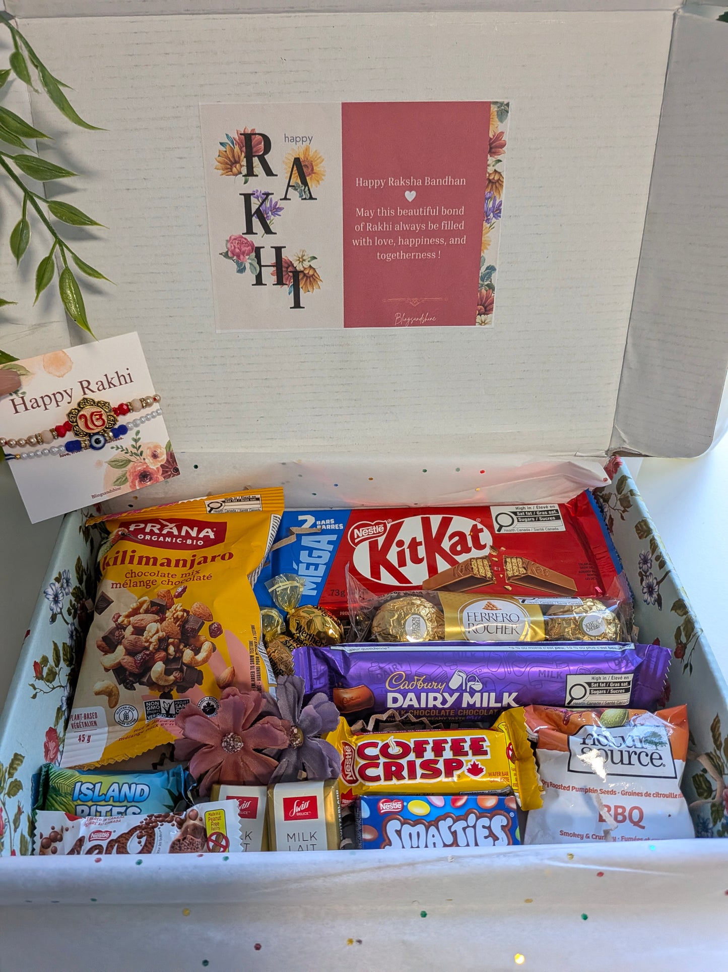 FLORAL BLISS RAKHI HAMPER