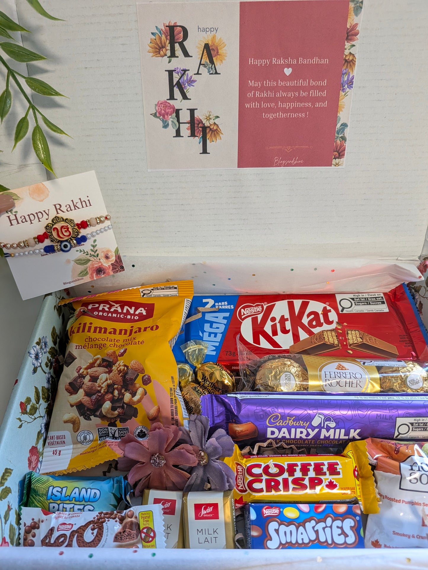 FLORAL BLISS RAKHI HAMPER