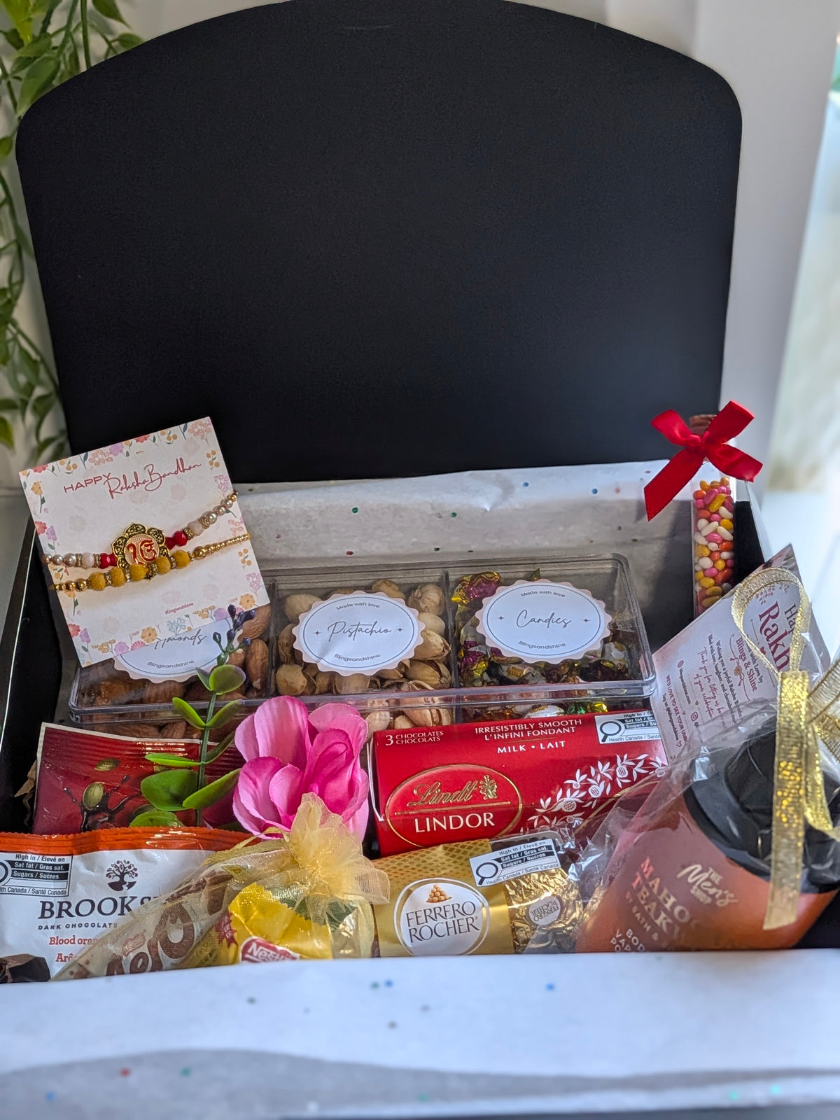 SOHNA VEERA LUXE BOX(Smaller size box)