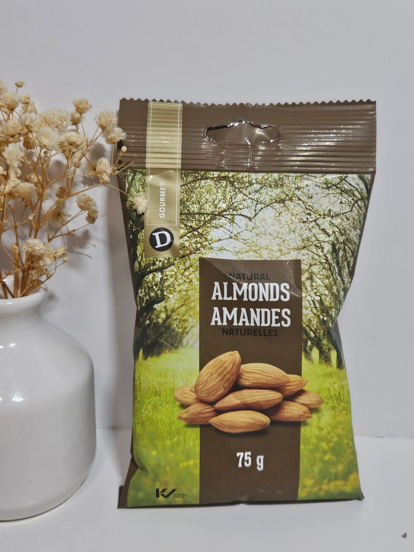 Almonds (bag of almonds)