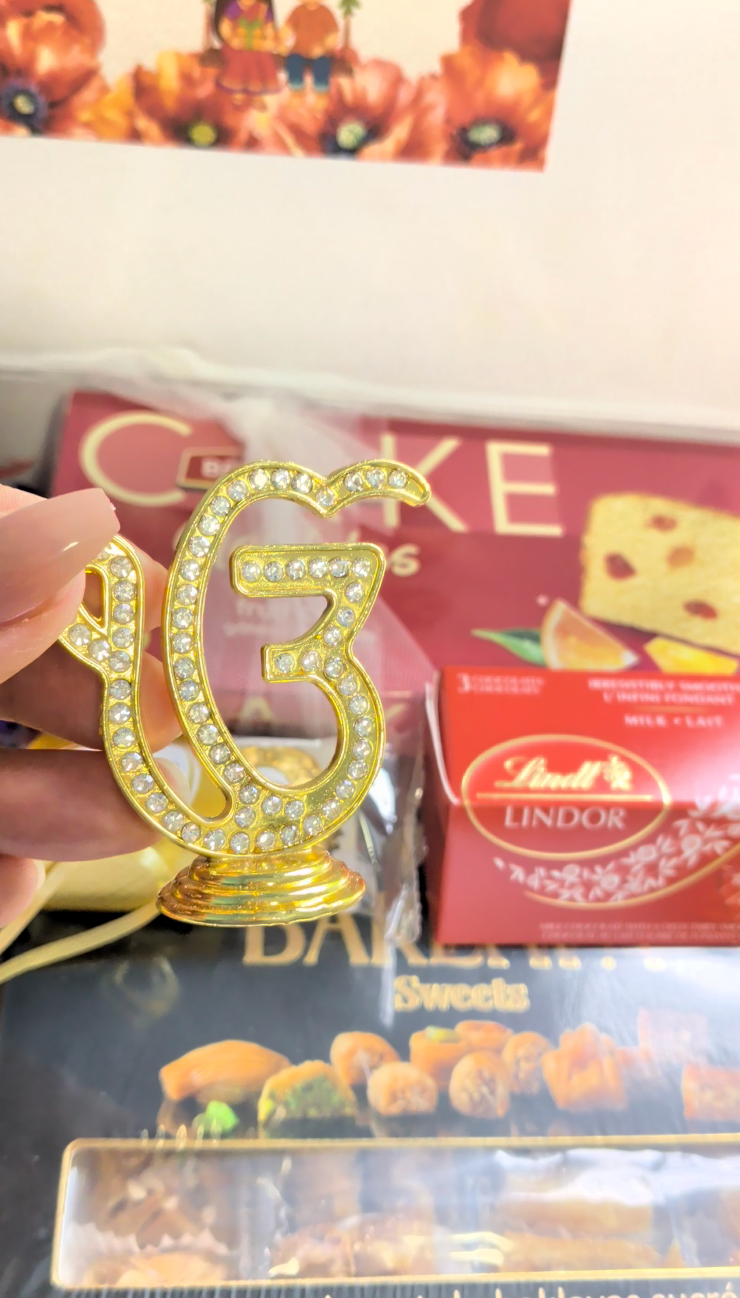 The Royal Veera hamper