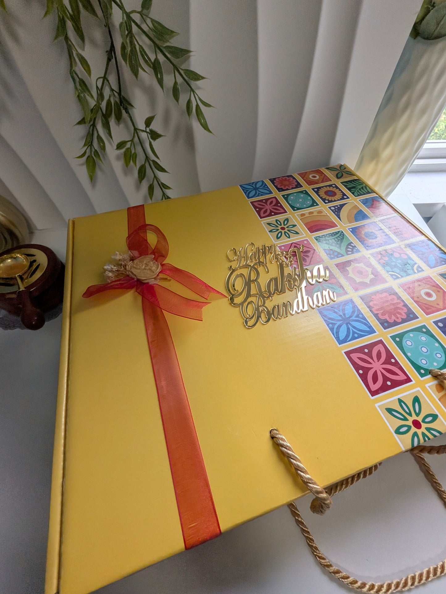 The Royal Veera hamper