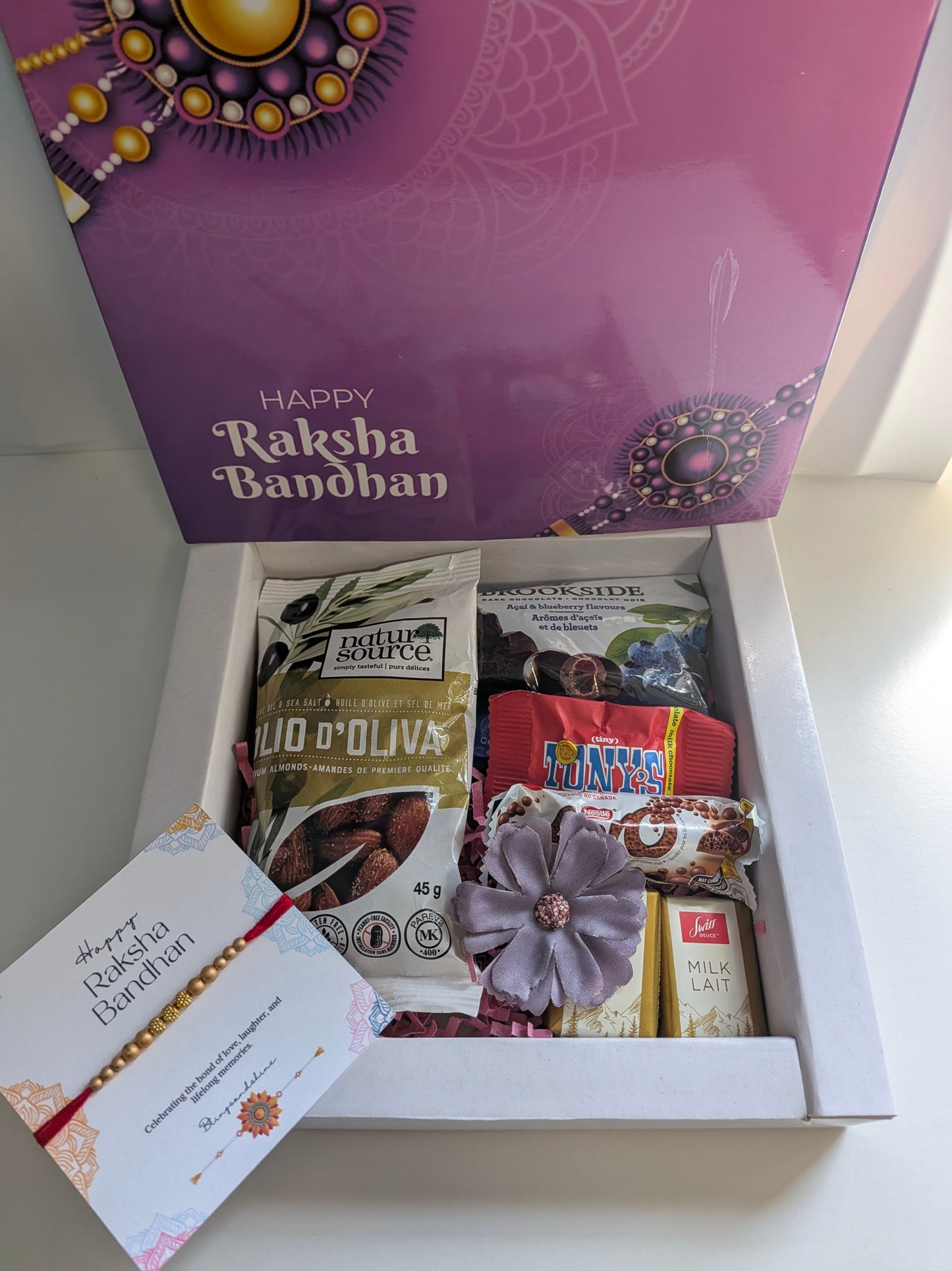 THE LAVENDER DELIGHT BOX