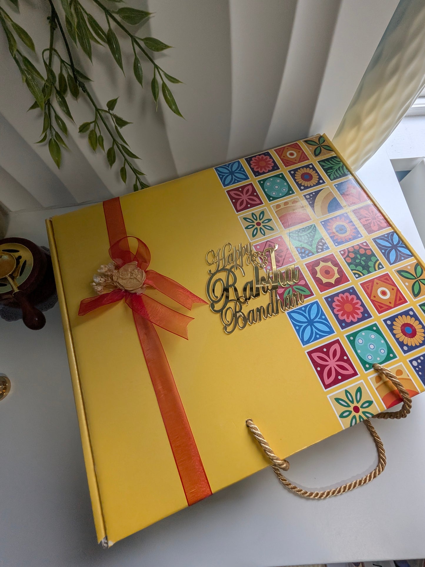 The Royal Veera hamper
