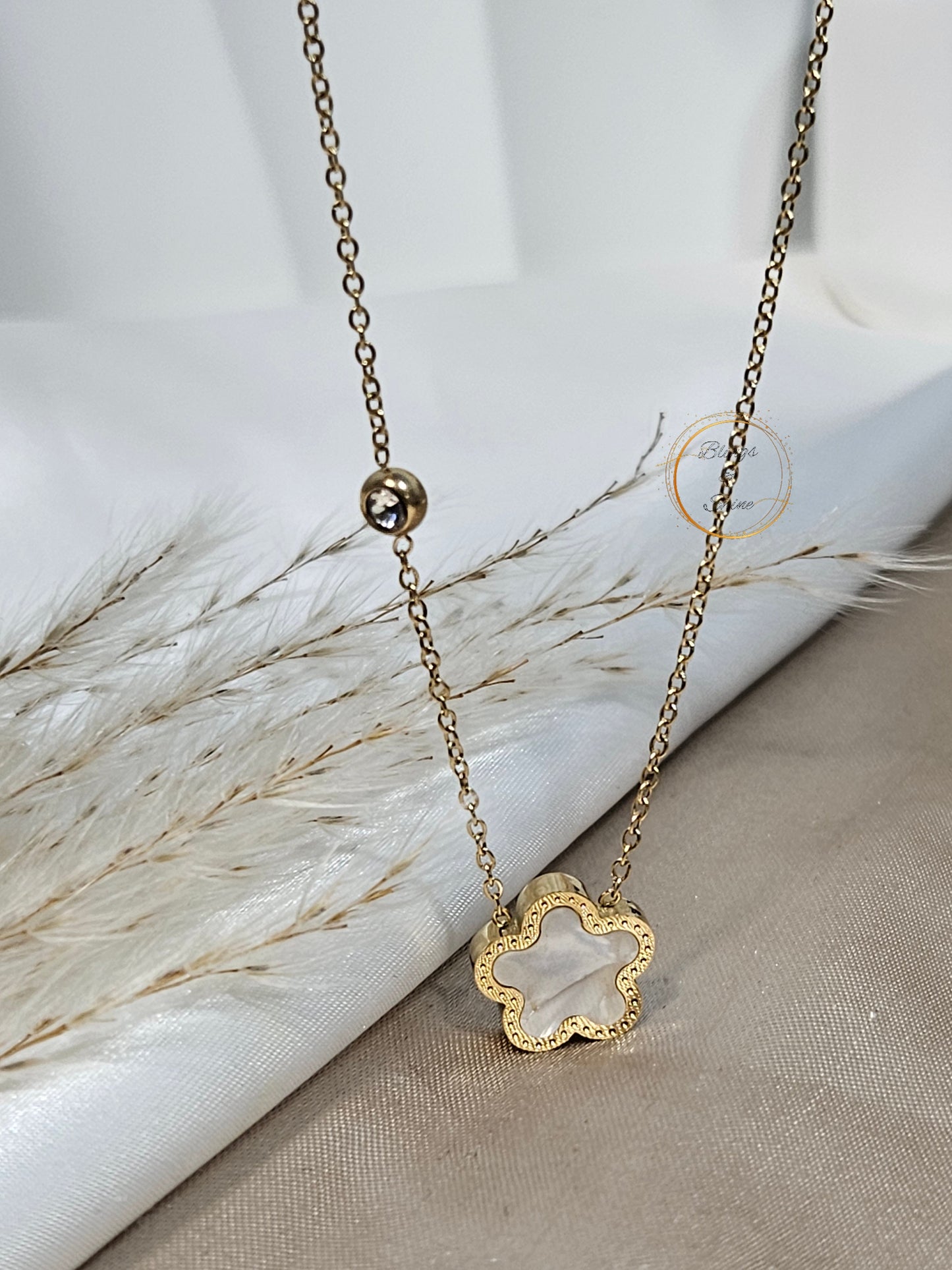 Two in 1 Flower necklace |Non tarnish | mother of pearl on 1 side and sleek black on another