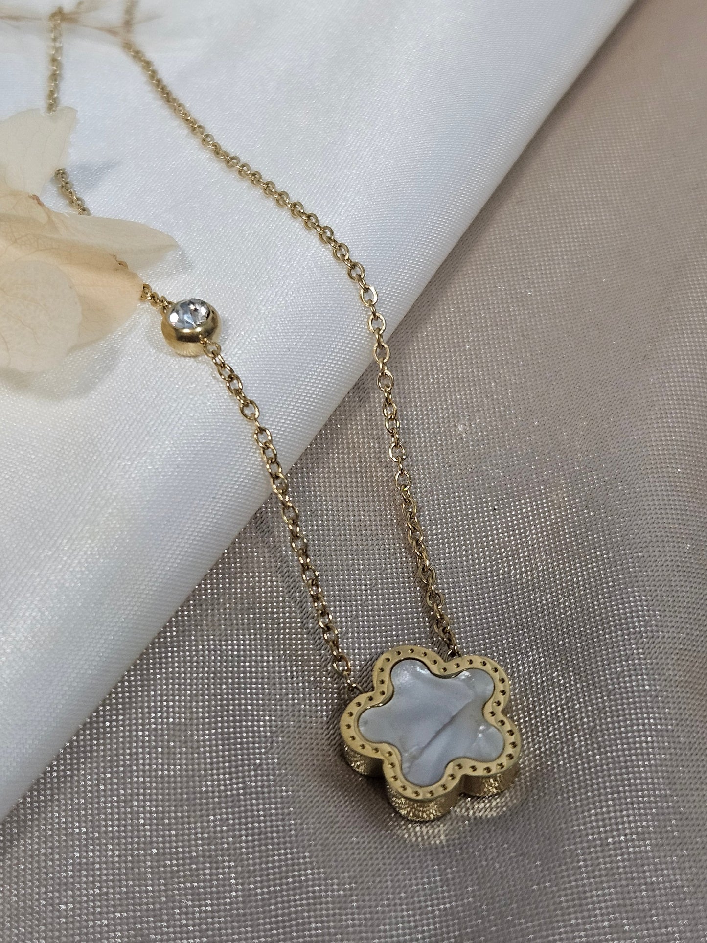 Two in 1 Flower necklace |Non tarnish | mother of pearl on 1 side and sleek black on another